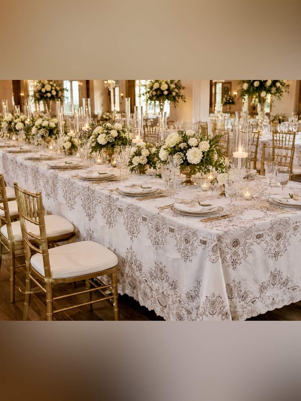 Vintage Linen Wedding Banquet Tablecloth Embroidered Cutwork Scalloped 9.5’x5